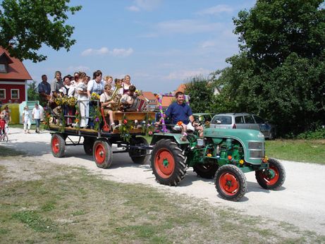 Einzug der Kirwapaare