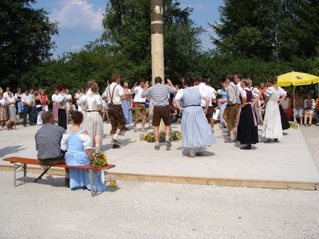 Austanzen