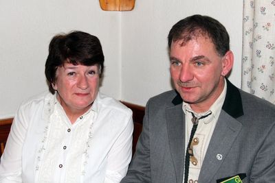 Schatzmeisterin Rita Thomas und 1. Schützenmeister Heiner Graf.